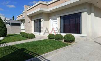 Imagem: Linda casa em Bairro Privilegiado da cidade