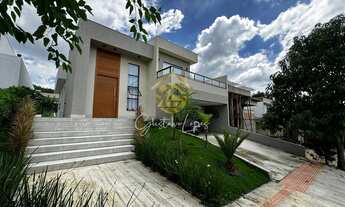 Imagem: EXCELENTE CASA DE 4 QUARTOS DE OPORTUNIDADE