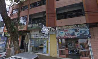 Imagem 3: Apartamento com 2 Suítes mais 3 Quartos no Edifício Fenix no Centro de Foz do Iguaçu - PR