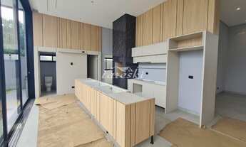 Imagem 7: Casa de Alto Padrão com 4 Suítes sendo 1 Master, Condomínio Royal Falls Yacht em Foz