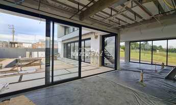 Imagem 5: Sobrado Alto Padrão com 4 Suítes a venda no Condomínio Ritz Cataratas Yacht em Foz do Igua