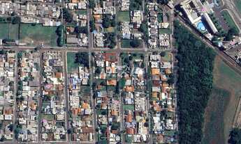 Imagem: Lote de esquina a venda no Loteamento Bourbon