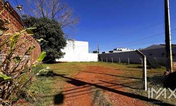 Imagem 2: Terreno à venda na Avenida Republica Argentina, 448m2 por R 850.000,00