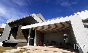 Imagem 6: Casa à Venda no Condomínio Solar das Palmeiras, 247m2 por R 2.300.000,00