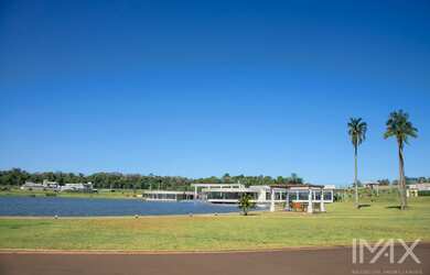 Imagem 7: Casa à venda no Condomínio Ritz Cataratas, 220m2 por R 2.350.000,00