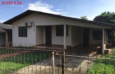 Imagem: CASA PARA LOCAÇÃO - CENTRO - CAPANEMA