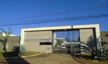 Imagem: TERRENO NO CONDOMINIO ELIS REGINA. COUNTRY