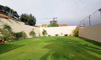 Imagem 2: SOBRADO COM EXCELENTE SOBRA DE TERRENO E PISCINA BAIRRO COUNTRY