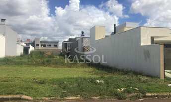 Imagem 3: Terreno a venda Bairro Tropical III em rua principal, plano e com excelente sol