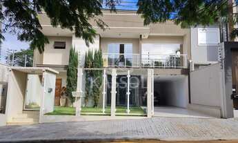 Imagem: Sobrado no Pioneiro catarinense, sobra de