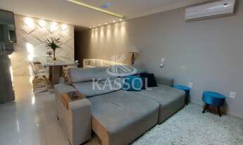 Imagem 2: Casa térrea com 1 suite e 2 quartos no Jardim Veneza sobra de terreno