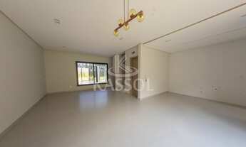 Imagem 5: Lindo sobrado no Tropical III com excelente padrão de acabamento