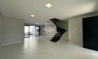 Imagem 5: Sobrado a venda pronto com suítes e sobra de terreno Bairro Country Cascavel