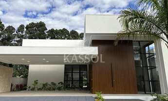 Imagem: Casa com 4 suítes em condominio fechado