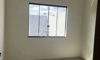 Imagem 3: CASA 01 suíte 01 quarto 01 banheiro social Sala de estar e cozinha integradas