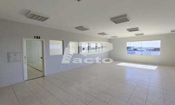 Imagem 4: SALA COMERCIAL COM ÁREA DE 560M