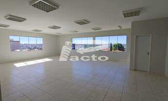 Imagem 5: SALA COMERCIAL COM ÁREA DE 560M