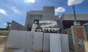 Imagem: SOBRADO 01 QUARTO E 02 SUITES E PISCINA