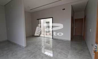 Imagem 4: CASA COM 02 QUARTOS E 01 SUÍTE