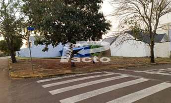 Imagem: TERRENO COM AREA DE 360m³