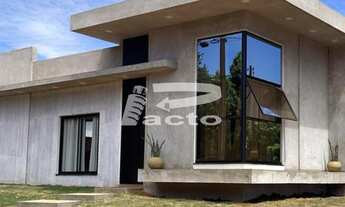 Imagem: CASA COM 01 QUARTO E 01 SUITE
