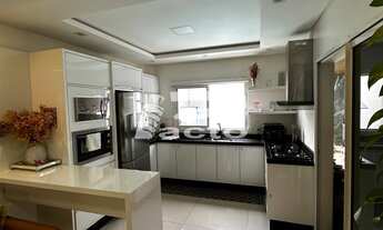 Imagem 5: SOBRADO COM 02 QUARTOS E 01 SUITE