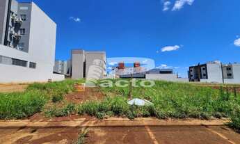 Imagem: TERRENO COM ÁREA DE 450m