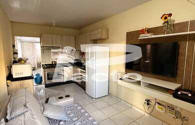 Imagem 2: CASA 02 QUARTOS Casa com 2 dormitórios