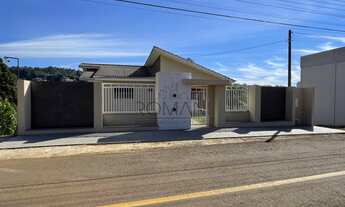 Imagem: Sobrado em dois vizinhos