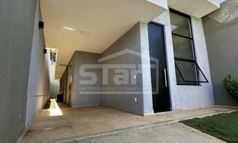 Imagem 2: Casa à Venda no Bairro Lundceia - Oportunidade Imperdível por R 689.000