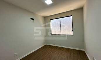 Imagem 7: Casa à Venda no Bairro Lundceia - Oportunidade Imperdível por R 689.000