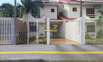 Imagem: SOBRADO À VENDA COM 01 SUÍTE E 02 DORMITÓRIOS