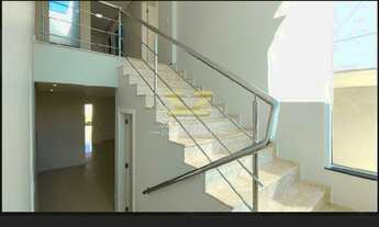 Imagem 4: SOBRADO COM 03 SUÍTES SENDO UMA MASTER À VENDA NO JARDIM IGUAÇU - FOZ DO IGUAÇU