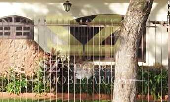 Imagem: CASA À VENDA COM 03 DORMITÓRIOS SENDO