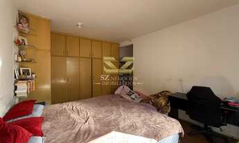 Imagem 4: CASA À VENDA COM 04 DORMITÓRIOS E PISCINA NO CENTRO DE FOZ DO IGUAÇU - PR