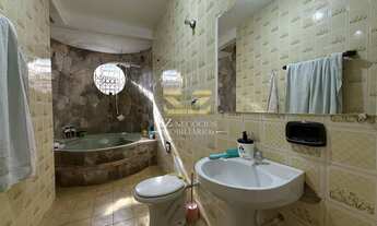 Imagem 7: CASA À VENDA COM 04 DORMITÓRIOS E PISCINA NO CENTRO DE FOZ DO IGUAÇU - PR