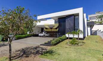 Imagem: CASA À VENDA COM 3 SUÍTES E 1 CLOSET