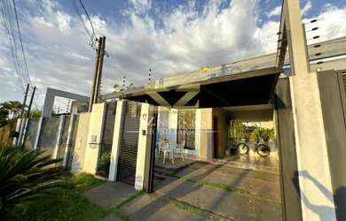 Imagem: CASA À VENDA COM 03 DORMITÓRIOS, JARDIM