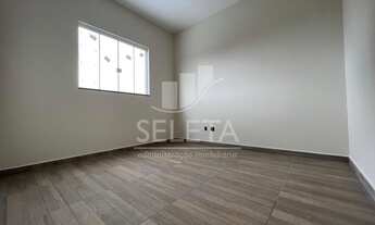 Imagem 7: AMPLO SOBRADO COM 3 QUARTOS