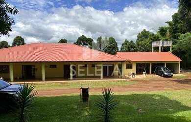 Imagem 2: Um cantinho do PARAÍSO - Chácara Alto Padrão, ao lado do Aeroporto em Cascavel. Qualidade