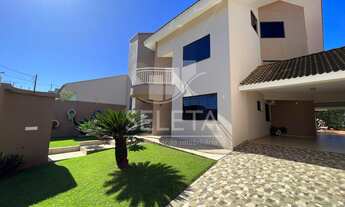 Imagem 1: AMPLO SOBRADO COM PISCINA E SOBRA DE TERRENO