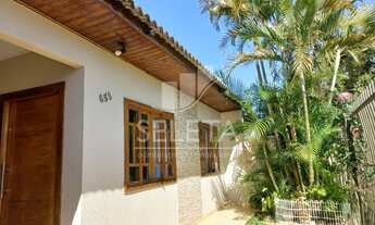 Imagem: Casa à venda no bairro Neva em Cascavel