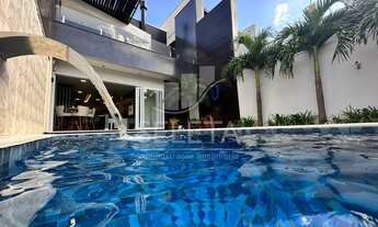 Imagem 3: Sobrado com piscina no Bairro Tropical II, Cascavel-PR