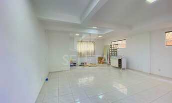 Imagem 2: Sala Comercial Térrea para Aluguel 50m , bem iluminada e com banheiro