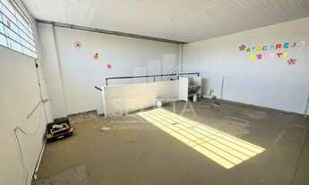 Imagem 7: Sala Comercial com Mezanino para Locação no Centro de Cascavel - PR