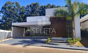 Imagem: Casa de alto padrão em Condominio Fechado