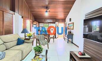 Imagem: Casa com 2 quartos, sendo 2 suítes, à