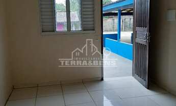 Imagem 3: CASA TODA MURADA TERRENO 15X30 CASA COM 2 QUARTOS, 1 BANHEIRO, SALA E COZINHA, VARANDA COM