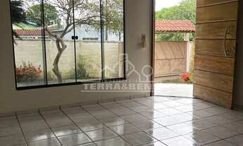 Imagem 6: CASA GRANDE EM ALVENARIA, LOCALIZADA NO BAIRRO CENTRO. CONTENDO 3 QUARTOS, SENDO UMA SUIT