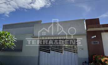 Imagem: CASA COM GARAGEM, COZINHA EXTERNA AMPLA